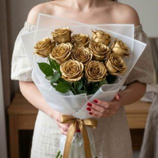 Букет из 11 золотых роз Premium