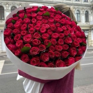 Акция! 101 красная роза Premium 50 см.